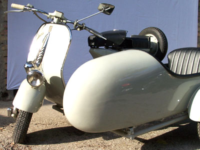 VESPA 125 FARO BASSO